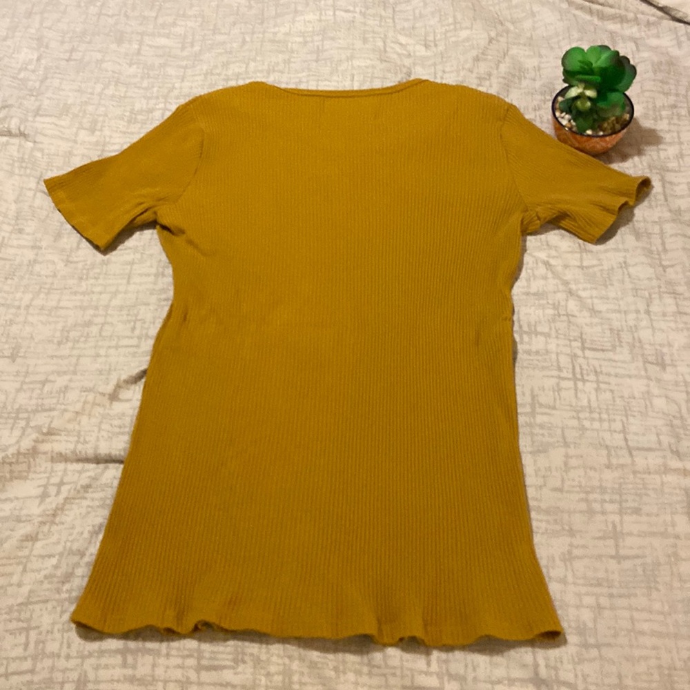 Meg | Ribbed | Tee - Picture 3 of 5